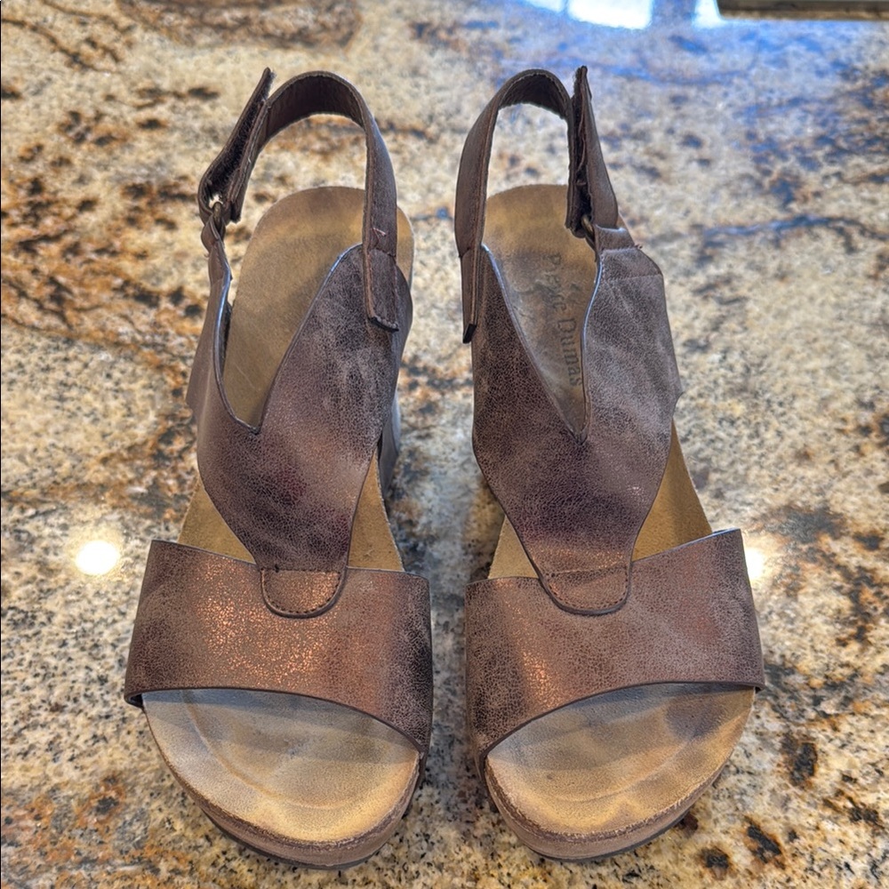 Women's Pierre Dumas Bronze Sandals